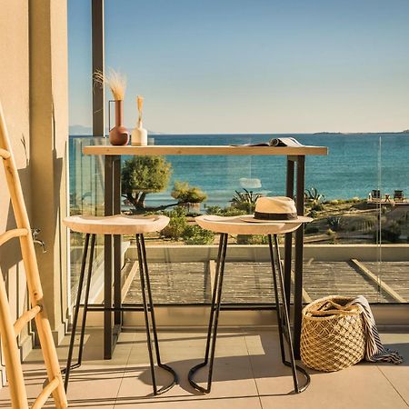 Grand Blue Beach Residences Lixouri Bagian luar foto