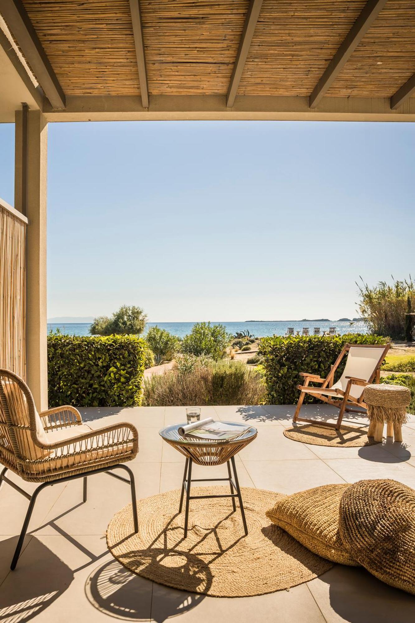 Grand Blue Beach Residences Lixouri Bagian luar foto