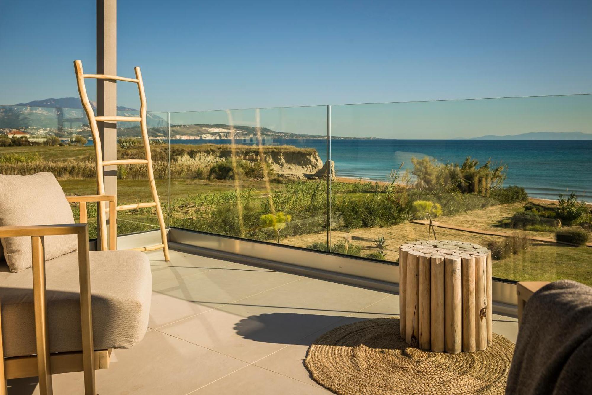 Grand Blue Beach Residences Lixouri Bagian luar foto
