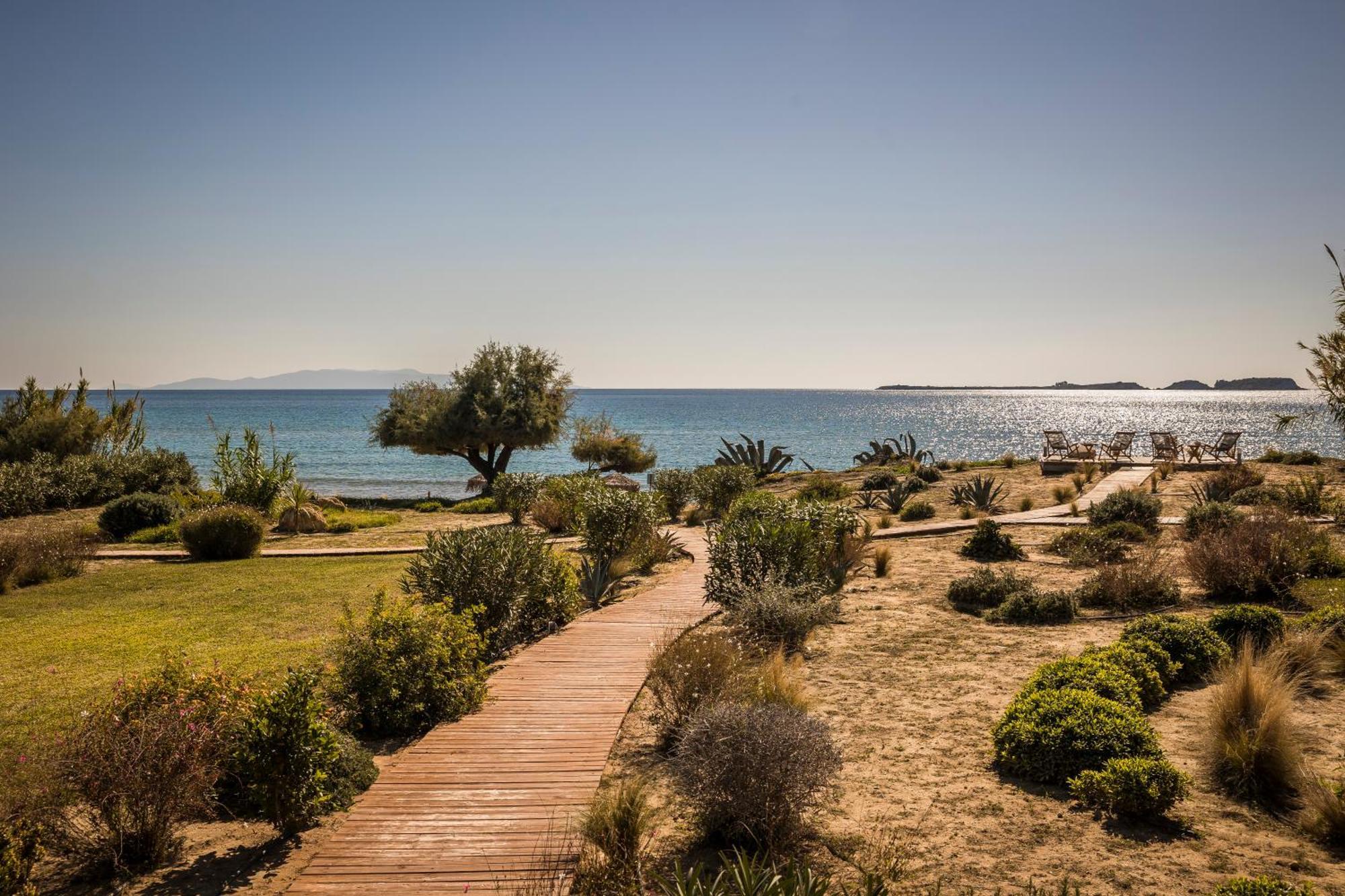 Grand Blue Beach Residences Lixouri Bagian luar foto