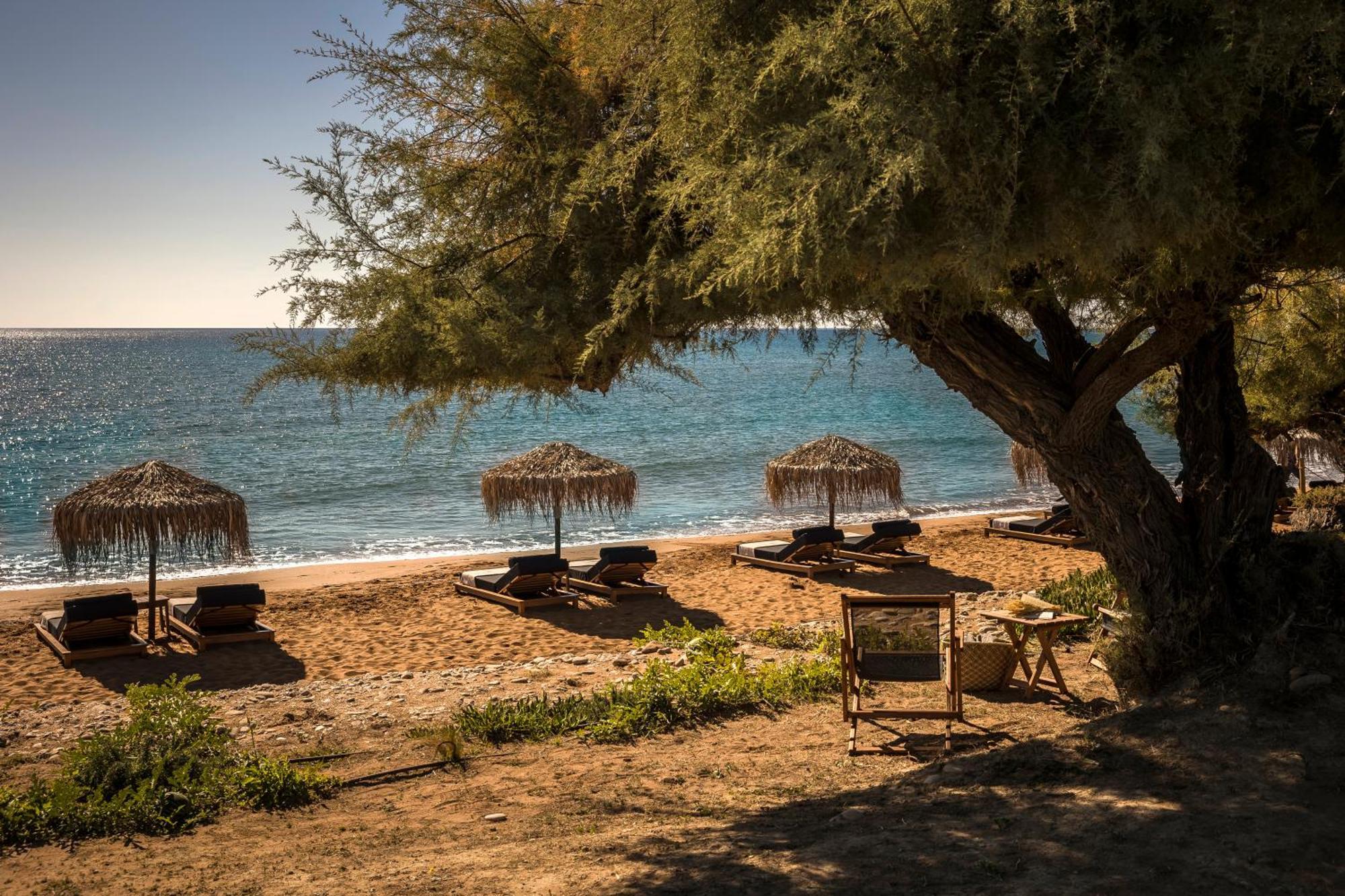 Grand Blue Beach Residences Lixouri Bagian luar foto