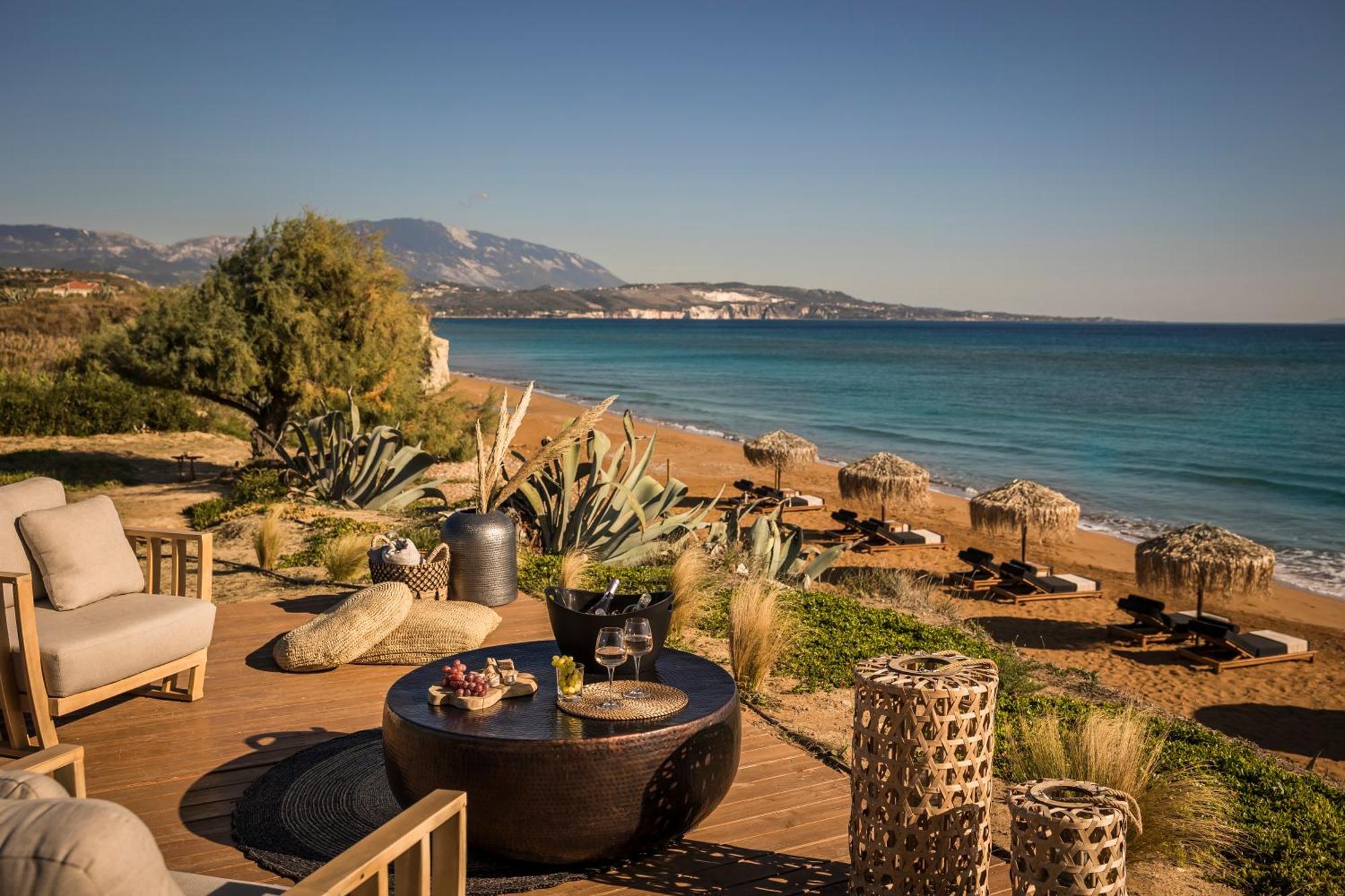 Grand Blue Beach Residences Lixouri Bagian luar foto