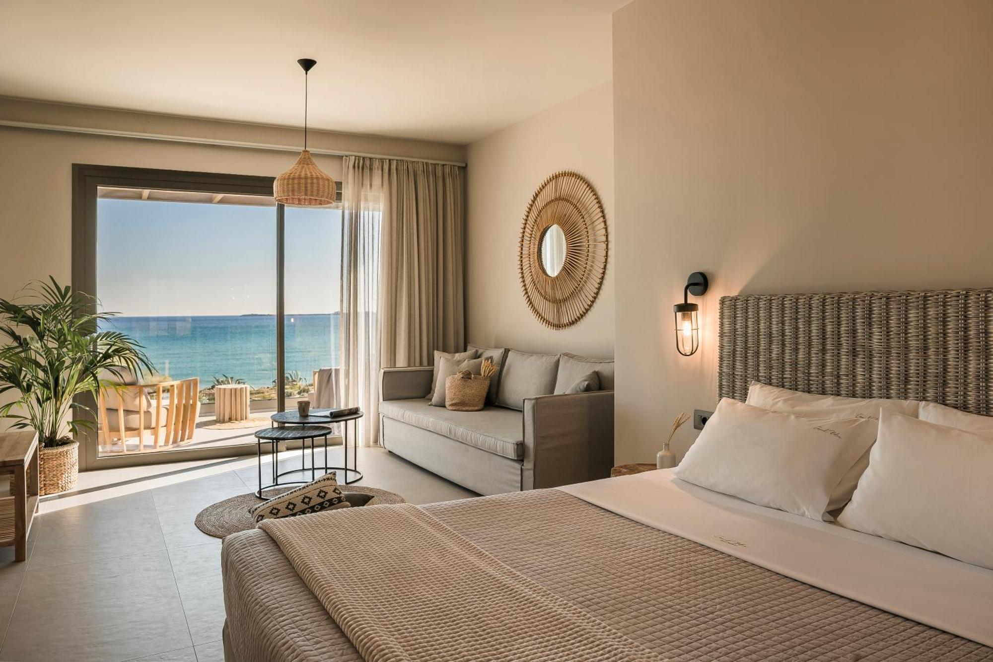 Grand Blue Beach Residences Lixouri Bagian luar foto