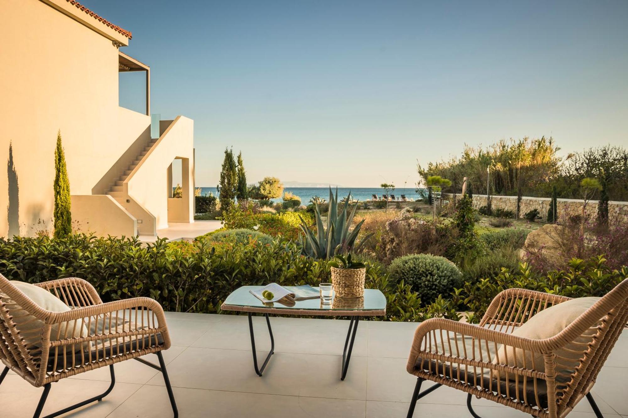 Grand Blue Beach Residences Lixouri Bagian luar foto