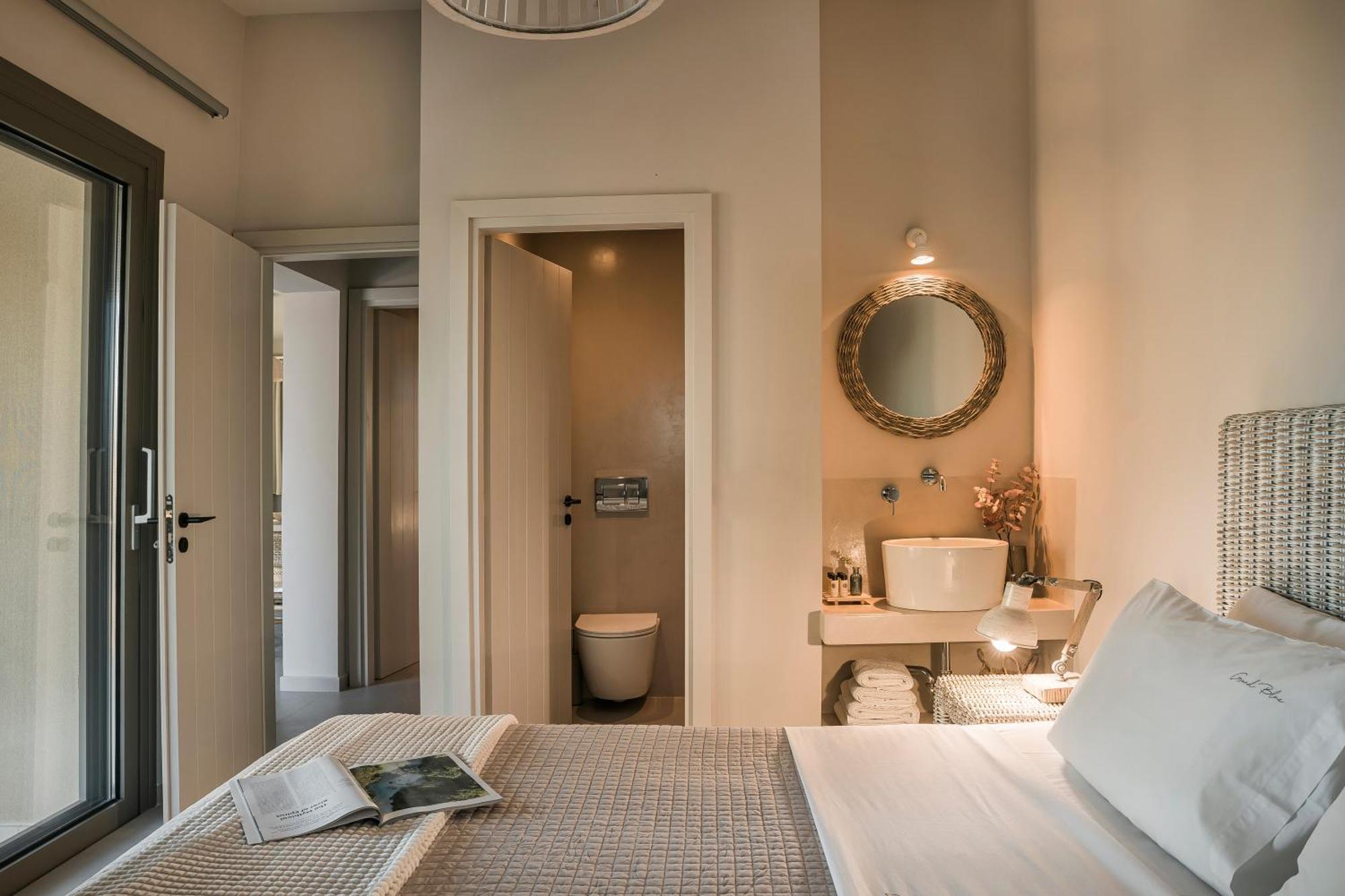 Grand Blue Beach Residences Lixouri Bagian luar foto